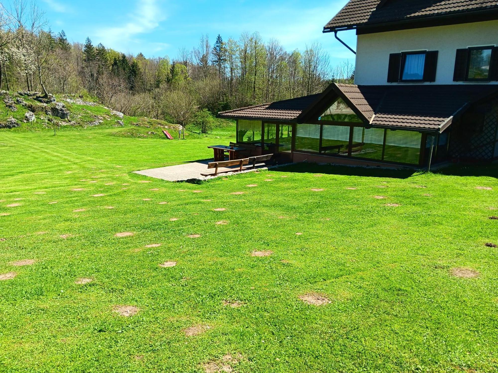 Turisticna Kmetija Pr Mark Trebce Esterno foto